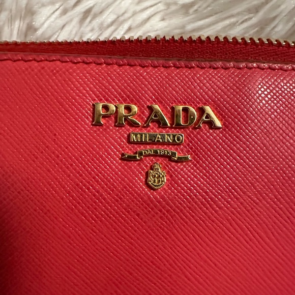 Prada zippy wallet - Picture 6 of 8